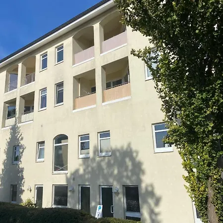 Апартаменты Ferienwohnung Sellin Зеллин