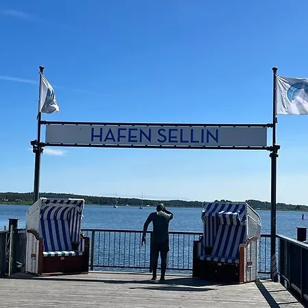 Ferienwohnung Sellin Апартаменты *